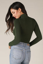 Load image into Gallery viewer, Seamless Long Sleeve Mockneck